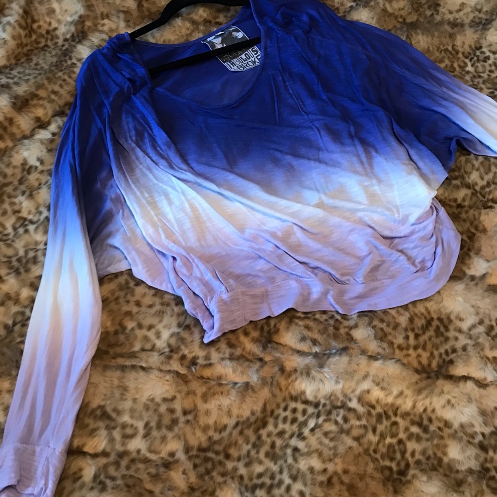 Young fab and broke top